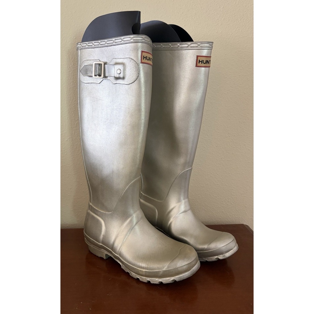 Hunter Boots Tall Metallic Silver Size 5 Women's Rain Boots /Snow Boots Winter